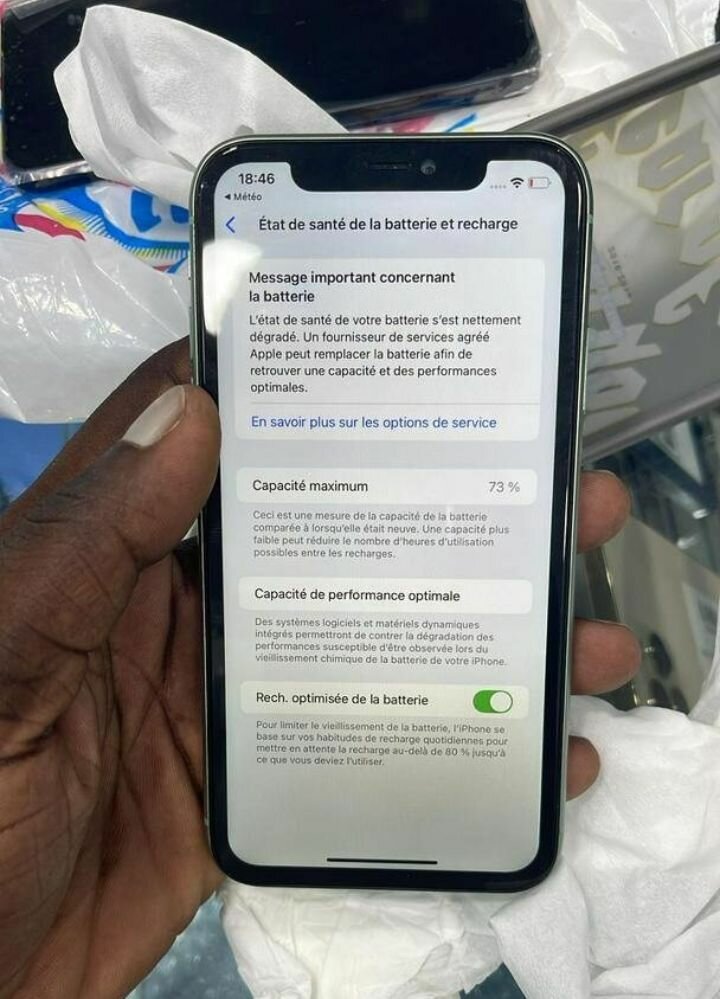 iPhone 11 Vert Mint Condition