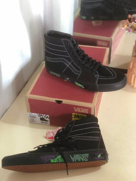 VANS MONTANTE