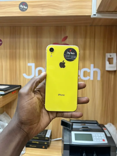 iPhone XR - 128 Go - Jaune