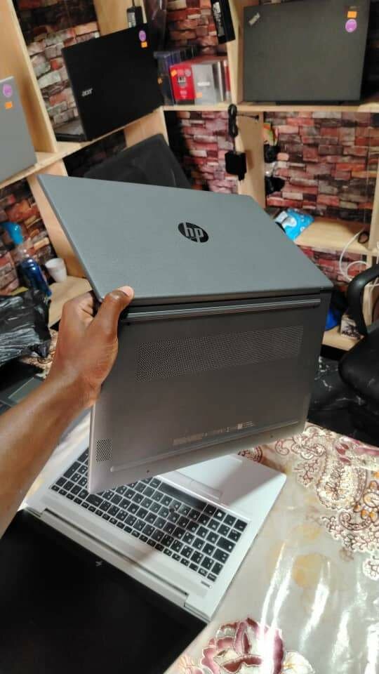 HP 250 G7