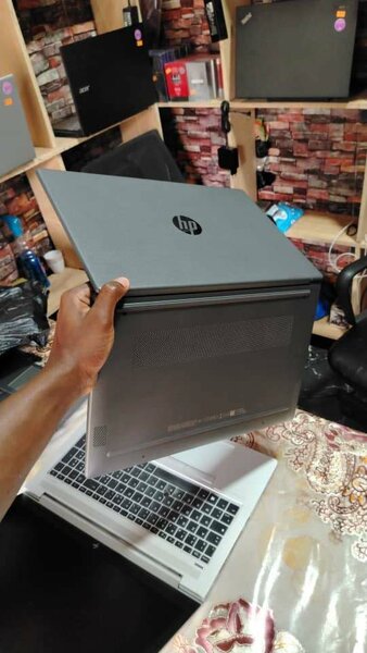 HP 250 G7