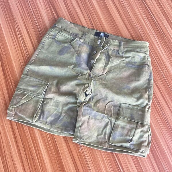 Short Jeans