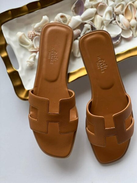 Flip flop slides