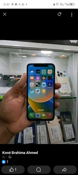 iPhone XR simple