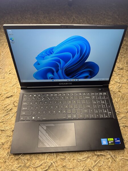 Gigabyte G5 KF5