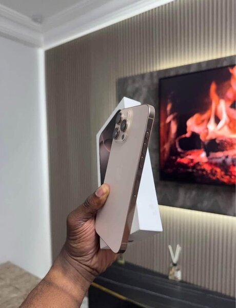 iPhone 16promax