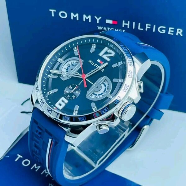 Montre tommy originale