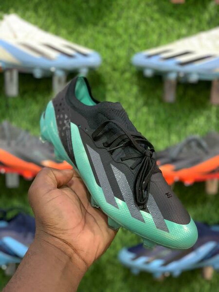 Soccer boots
