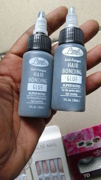 Hair bonding.