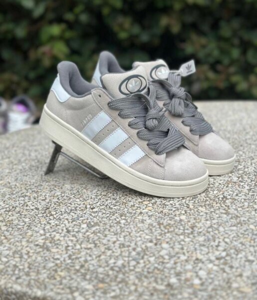 Adidas campus