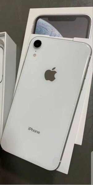 iPhone XR