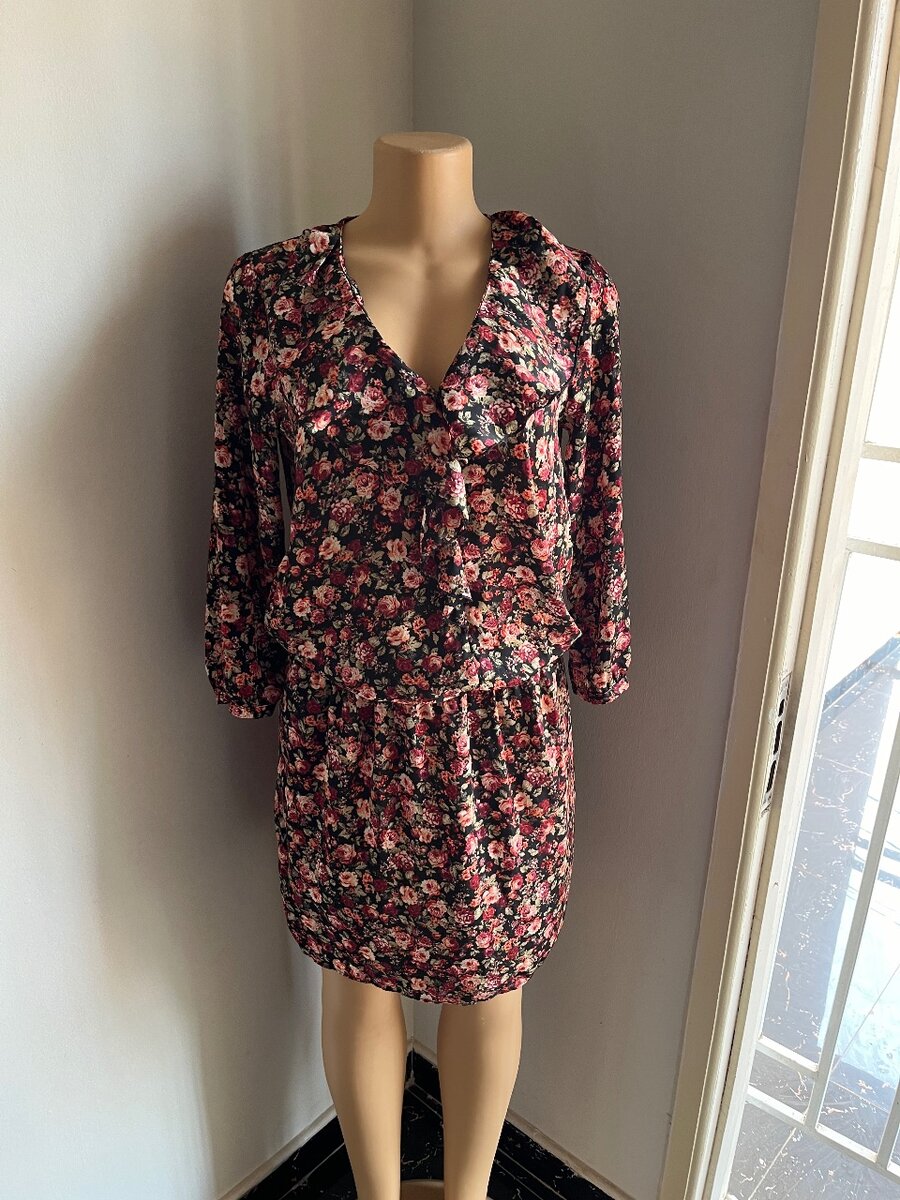 The Main Dress
