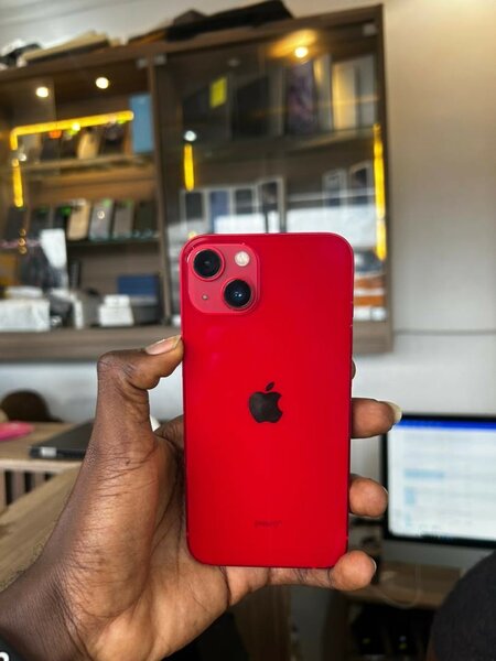 iPhone 13