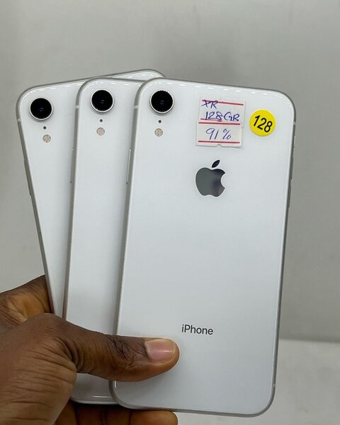 iPhone XR 64GB et 128GB