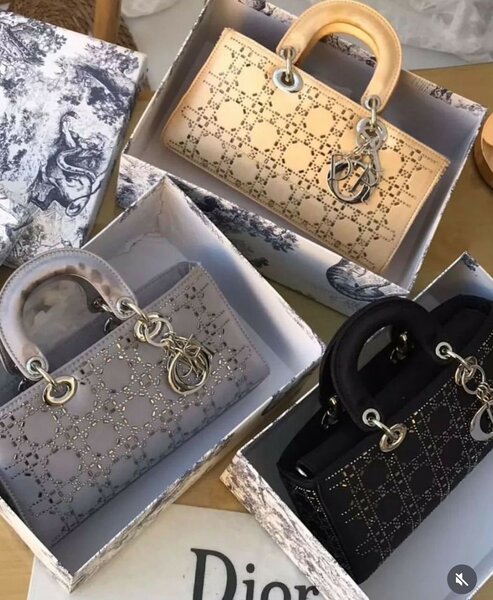 Handbag