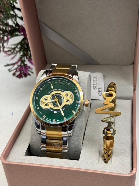 Chain watch with bangle set