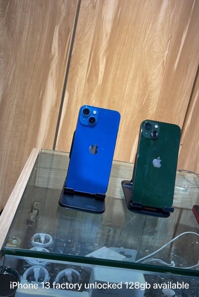 iPhone 13