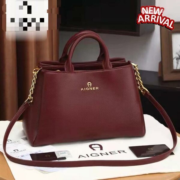 Ladies hand bag