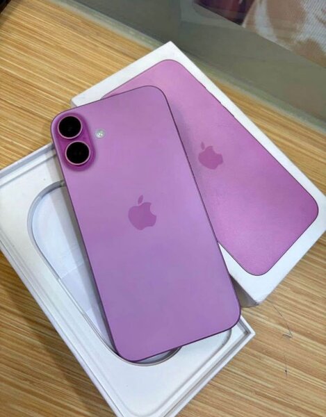 iPhone 16simple