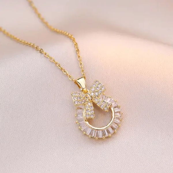 Collier à noeud