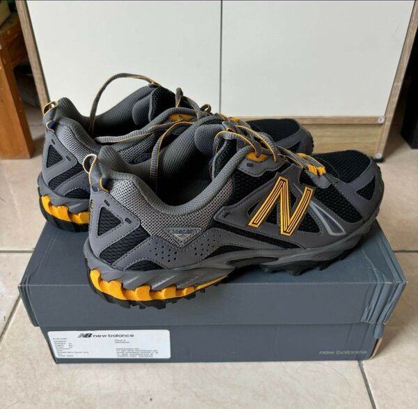 NEW BALANCE 530