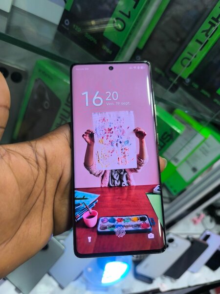 INFINIX NOTE 40 PRO 256GB 16GB