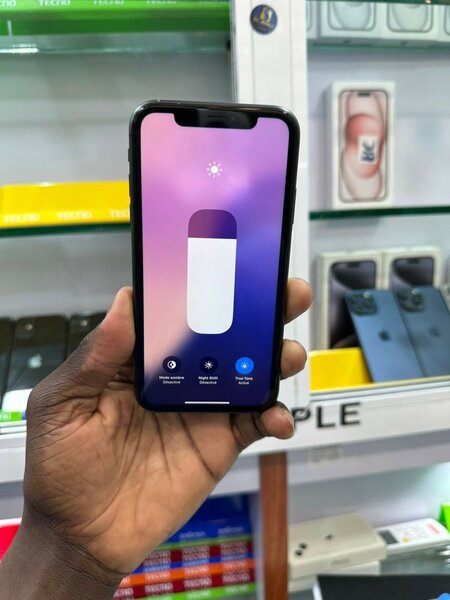 iPhone 11