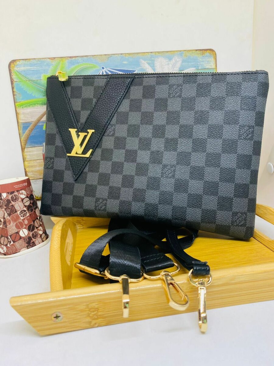 Pochette l'homme
