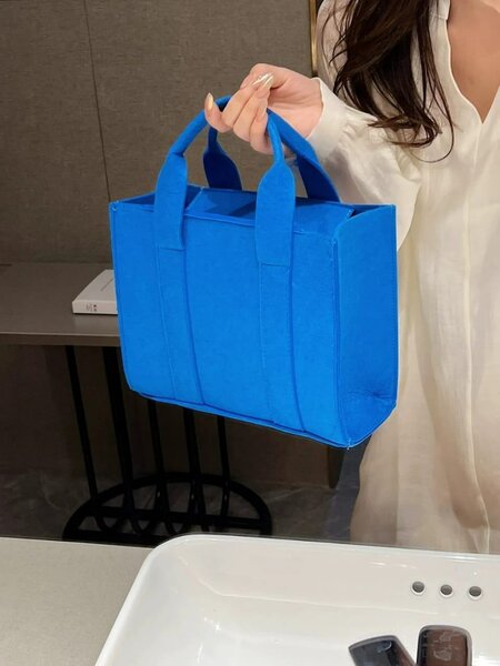 Sac à main coloré élégant