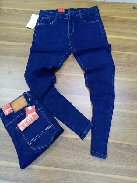 QUALITY PLAIN JEANS