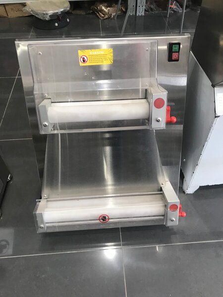 DOUGH SHEETER