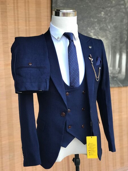 Suit