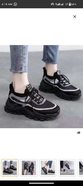 CLASSIC SNEAKERS