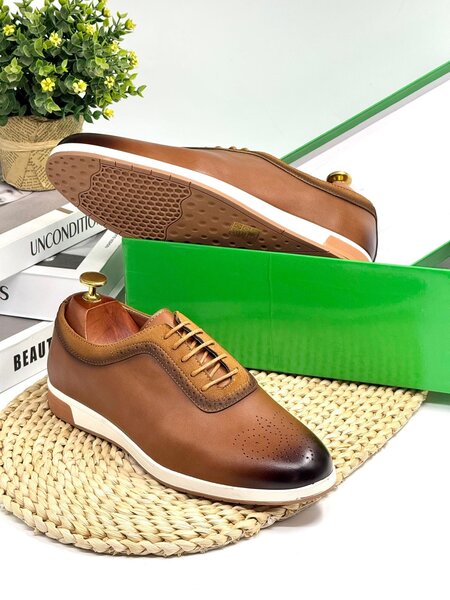 HUGO BOSS BROWN