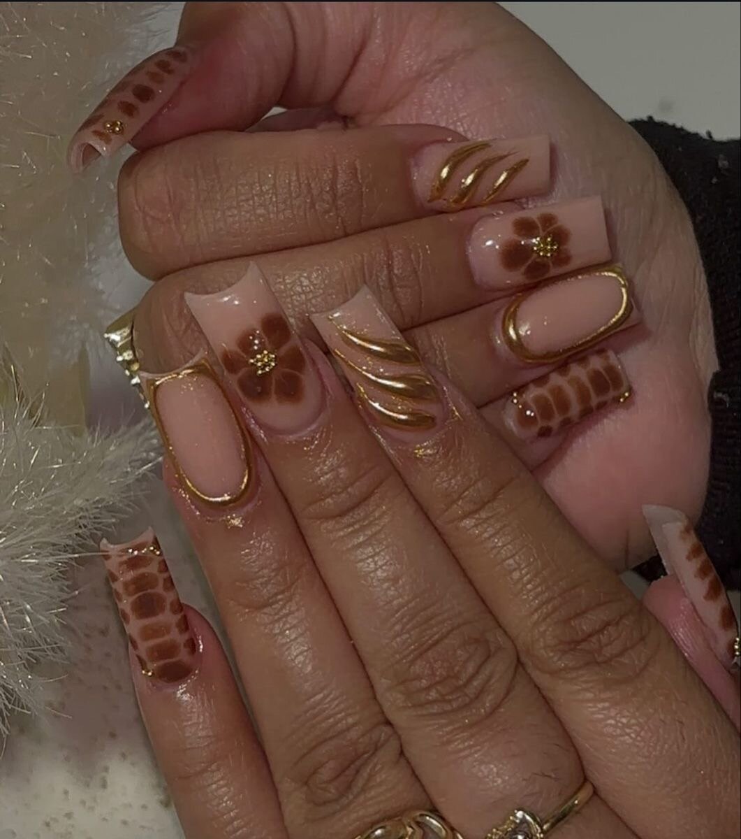 Press on nails de chida