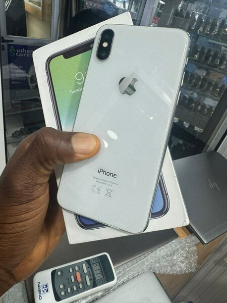 iPhone X