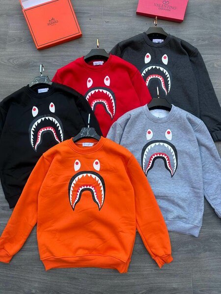 SWEATSHIRTS