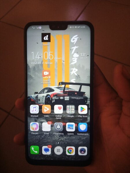 HUAWEI Y9 2019