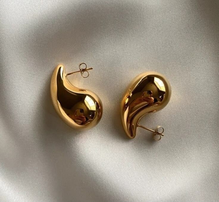Boucles goutte deau
