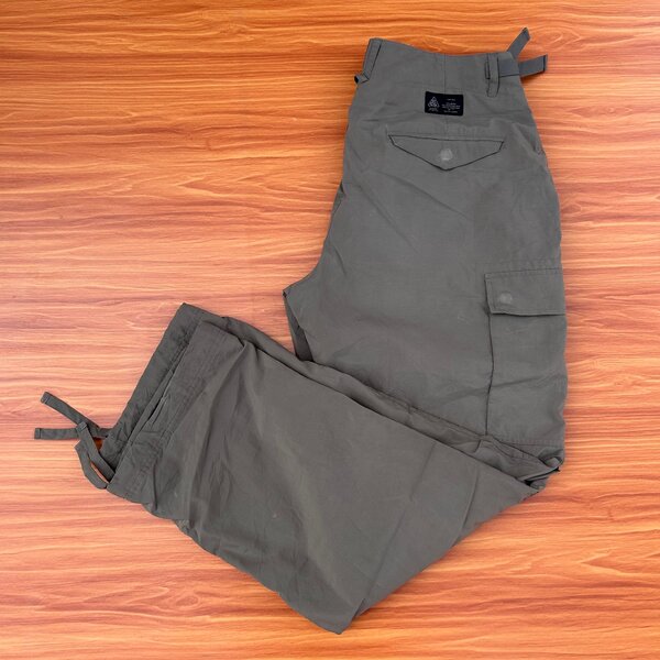 Cargo pants