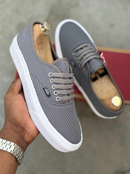 Authentic Van's