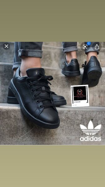 Basket adidas stan Smith authentique avec sa boîte