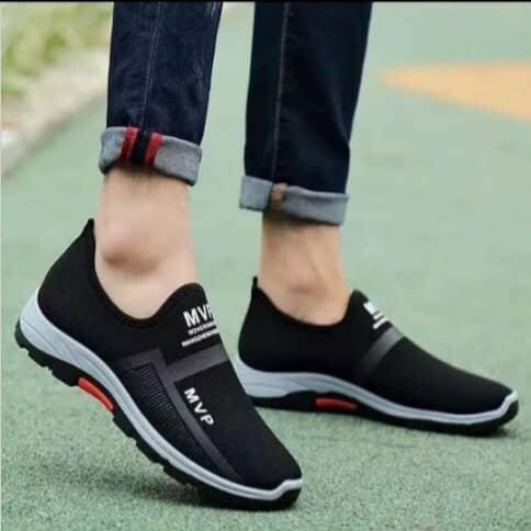 Men MVP sneakers