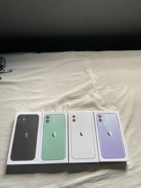 IPHONE 11