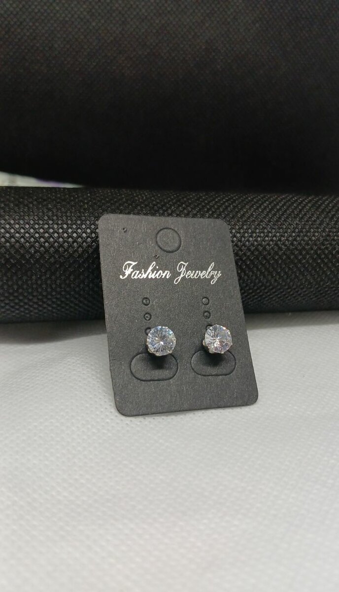 Magnetic earrings
