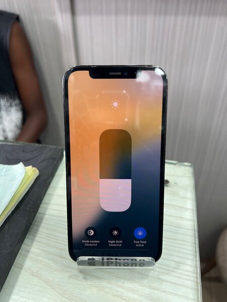 iPhone 12