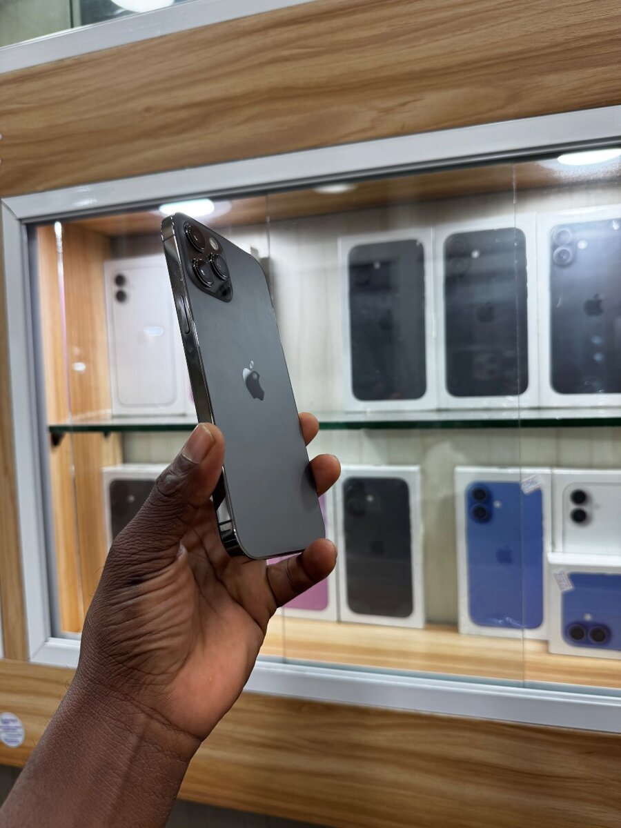 iPhone 12Promax 128GO