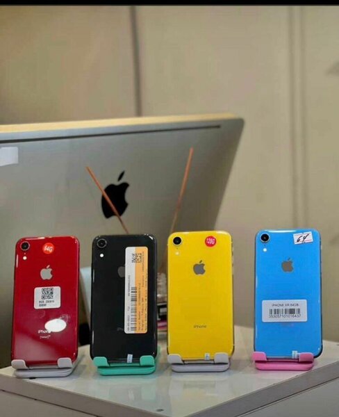 Iphone Xr 64 gig
