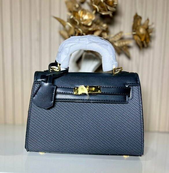 Sac à main en cuir élégant
