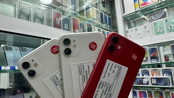 iPhone 11 quasi neuf très propre
